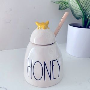 New Rae Dunn by Magenta “Honey Bee” Pot